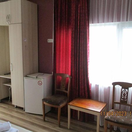 Guest House Nino Makhinjauri Zimmer foto