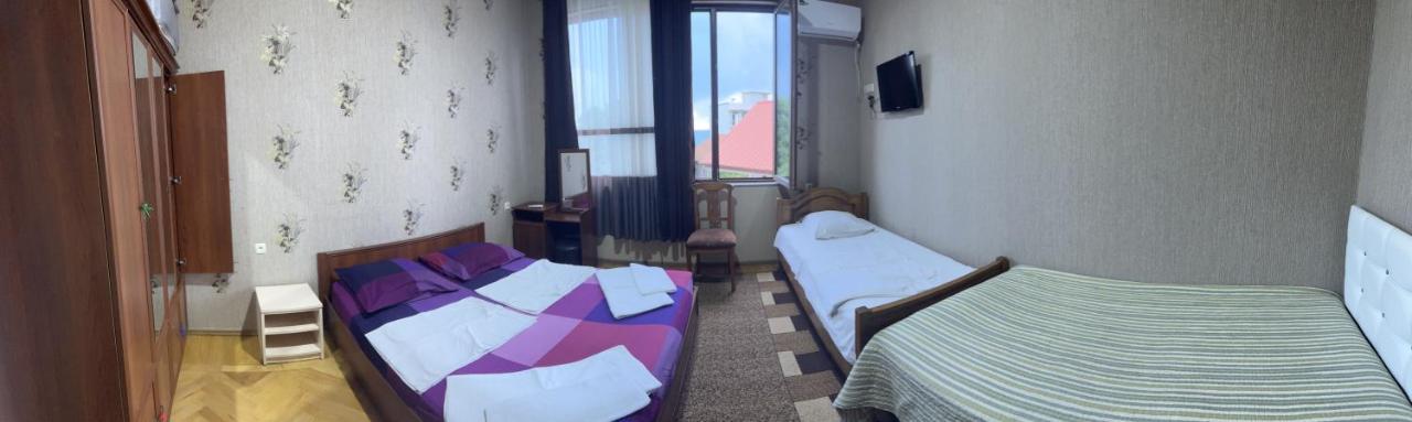 Guest House Nino Makhinjauri Exterior foto