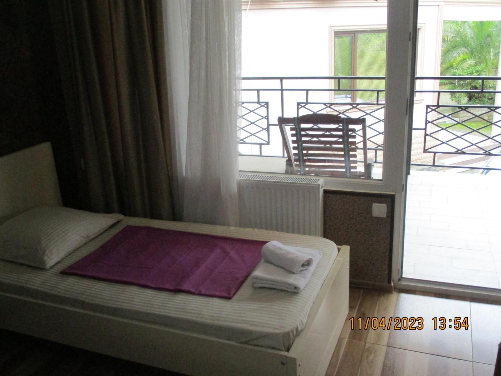Guest House Nino Makhinjauri Zimmer foto